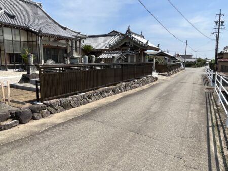 松阪市のお寺で外構工事