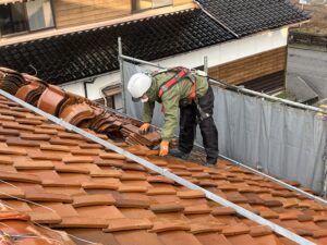 石川県羽咋市で木造二階建て家屋の解体工事