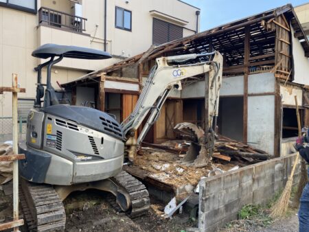 津市で木造家屋の解体工事